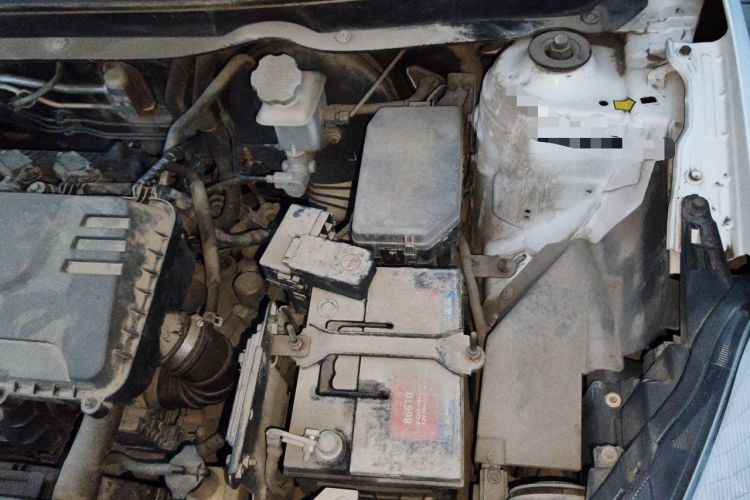 Used JAC Group Refine S2 2015 1.5L Manual Luxury Model Engine Bay Left