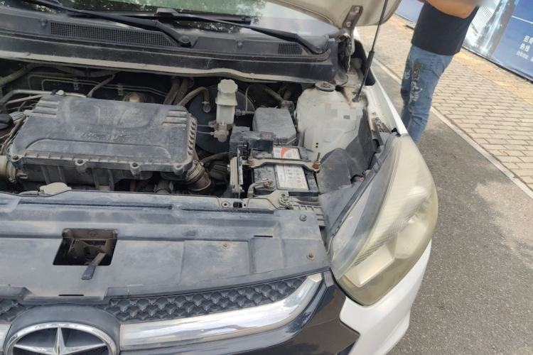 Used JAC Group Refine S2 2015 1.5L Manual Luxury Smart Model Engine Bay Left