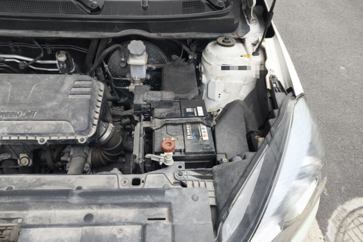 Used JAC Group Refine S2 2015 1.5L Manual Luxury Smart Model Engine Bay Left