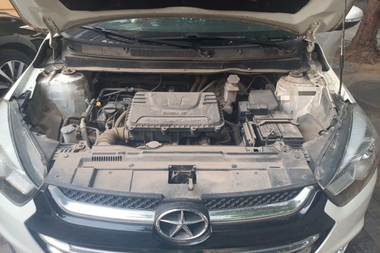 Used JAC Group Refine S2 2015 1.5L Manual Luxury Model Engine Bay