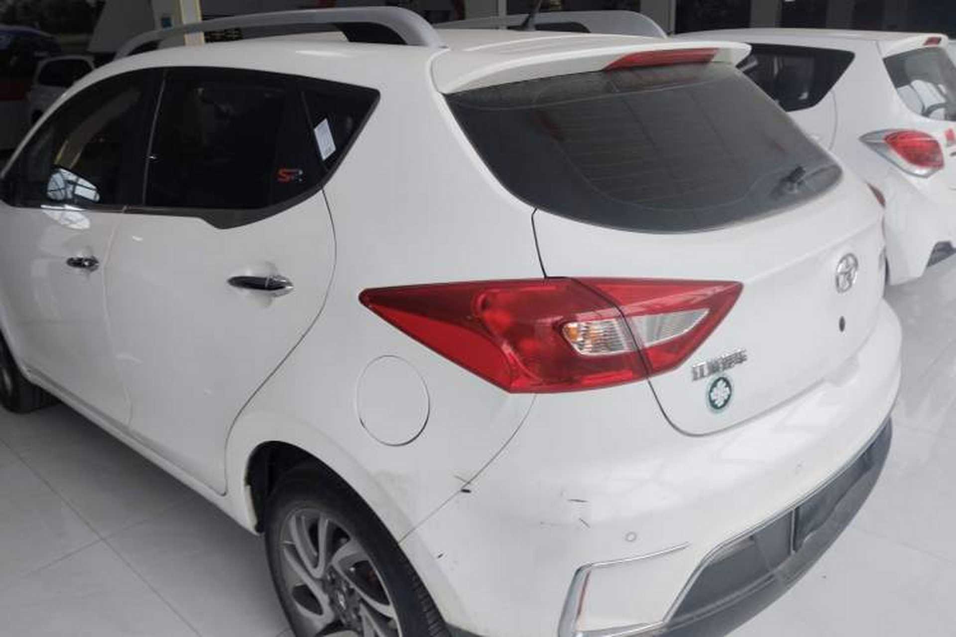 Used JAC Group Refine S2 2015 1.5L Manual Luxury Smart Model Exterior 2