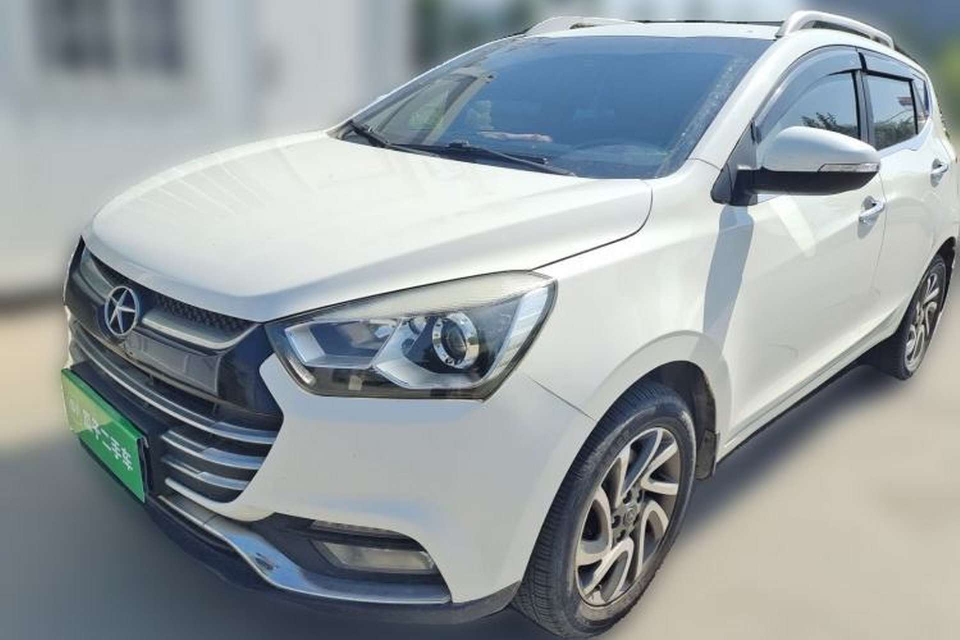 Used JAC Group Refine S2 2015 1.5L Manual Luxury Model Front Left 45 Deg