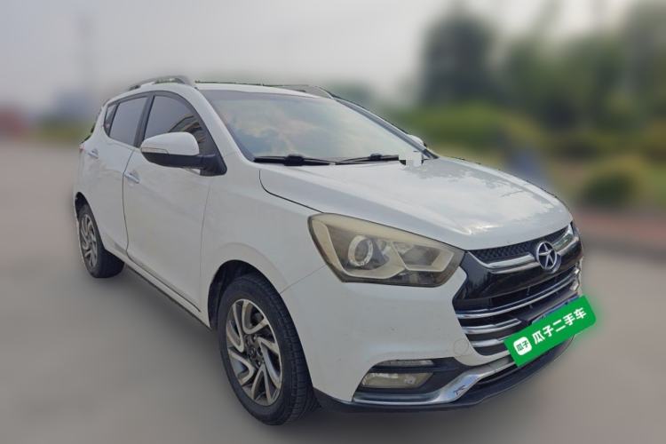 Used JAC Group Refine S2 2015 1.5L Manual Luxury Model Front Right 45 Deg