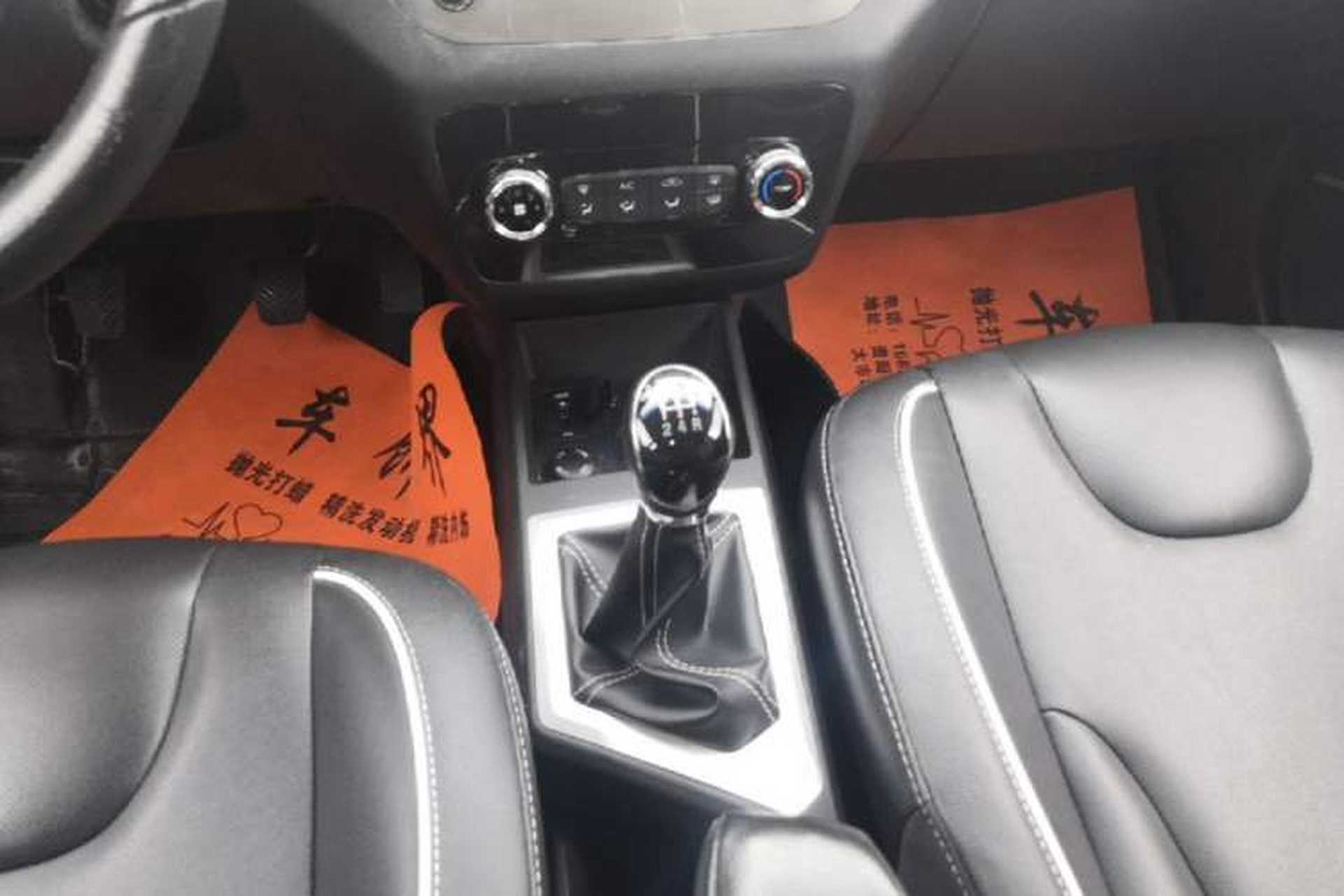 Used JAC Group Refine S2 2015 1.5L Manual Luxury Smart Model Gear Lever