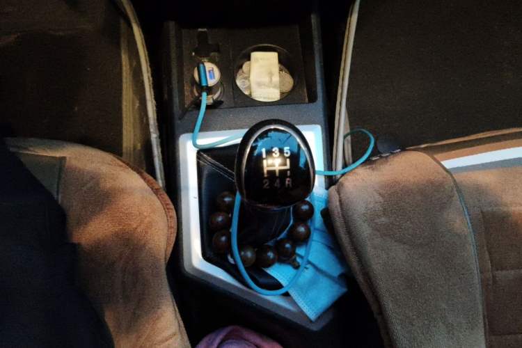 Used JAC Group Refine S2 2015 1.5L Manual Luxury Model Gear Lever