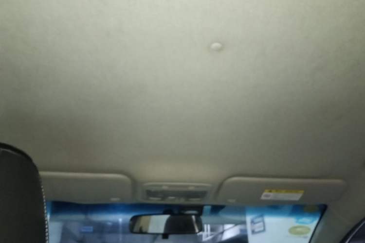 Used JAC Group Refine S2 2015 1.5L CVT Luxury Smart Version Headliner