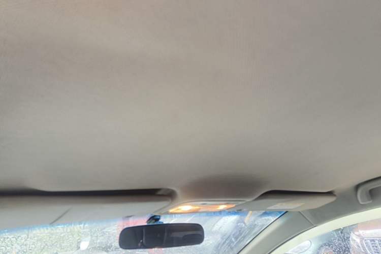 Used JAC Group Refine S2 2015 1.5L CVT Luxury Smart Version Headliner