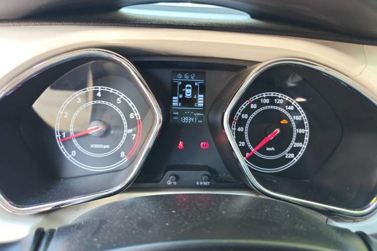 Used JAC Group Refine S2 2015 1.5L Manual Luxury Smart Model Instrument Cluster