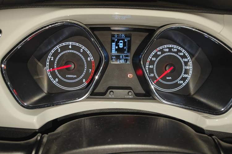 Used JAC Group Refine S2 2015 1.5L Manual Luxury Smart Model Instrument Cluster
