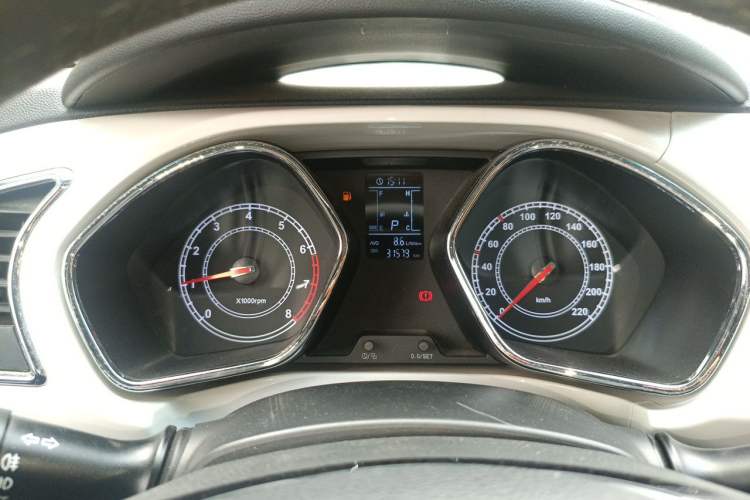 Used JAC Group Refine S2 2015 1.5L CVT Luxury Smart Version Instrument Cluster
