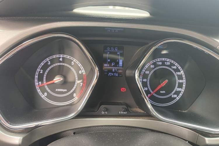 Used JAC Group Refine S2 2015 1.5L CVT Luxury Smart Version Instrument Cluster