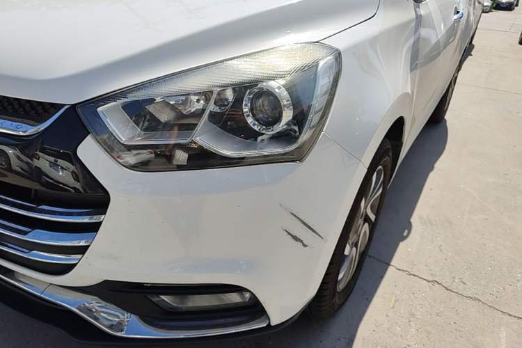 Used JAC Group Refine S2 2015 1.5L Manual Luxury Model Left Front Headlight