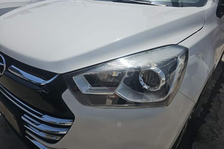 Used JAC Group Refine S2 2015 1.5L Manual Luxury Model Left Front Headlight