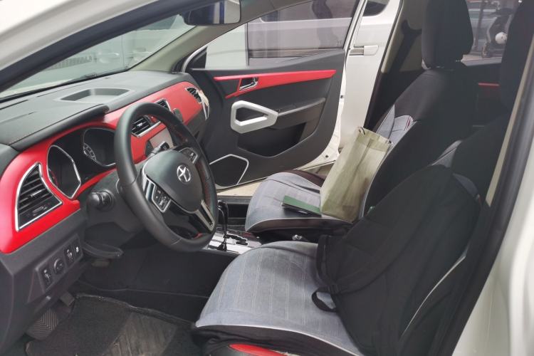 Used JAC Group Refine S2 2015 1.5L CVT Luxury Smart Version Left Front Seat