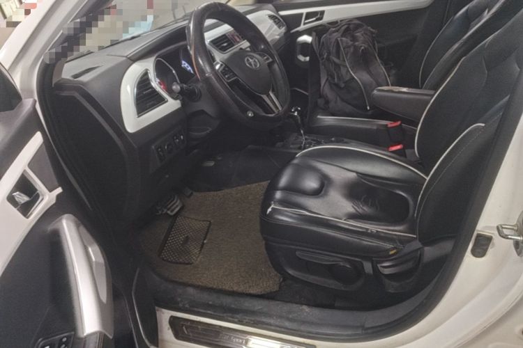 Used JAC Group Refine S2 2015 1.5L CVT Luxury Edition Left Front Seat