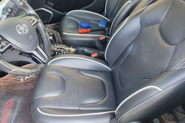 Used JAC Group Refine S2 2015 1.5L CVT Luxury Smart Version Left Front Seat