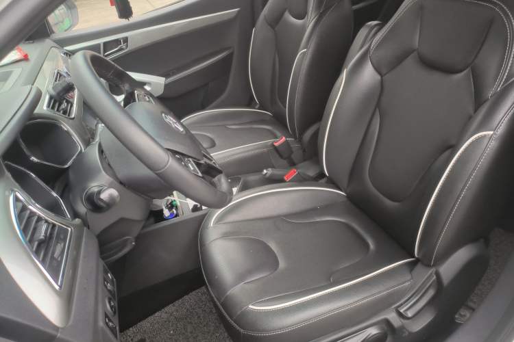Used JAC Group Refine S2 2015 1.5L CVT Luxury Smart Version Left Front Seat