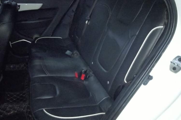 Used JAC Group Refine S2 2015 1.5L CVT Luxury Smart Version Left Rear Seat