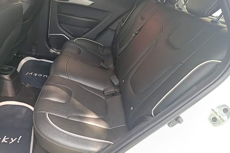 Used JAC Group Refine S2 2015 1.5L CVT Luxury Edition Left Rear Seat