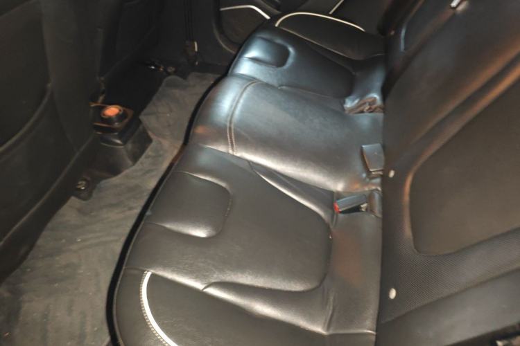 Used JAC Group Refine S2 2015 1.5L CVT Luxury Smart Version Left Rear Seat