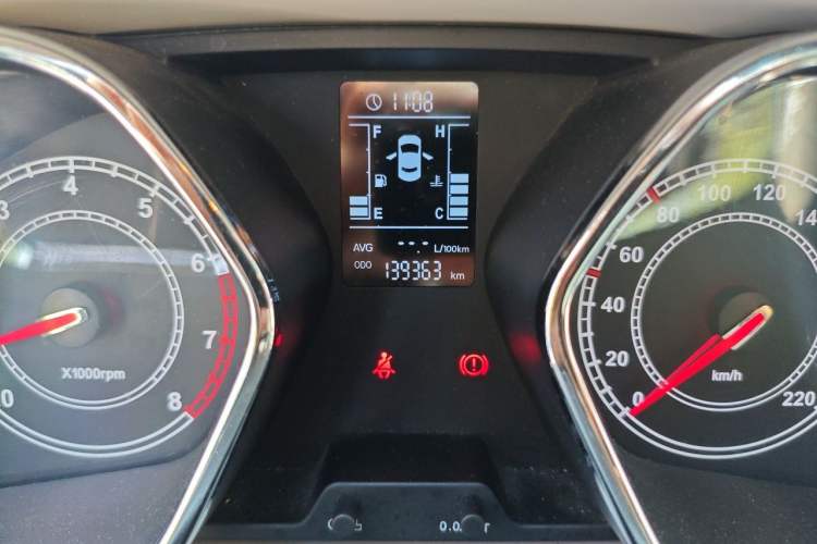 Used JAC Group Refine S2 2015 1.5L Manual Luxury Smart Model Odometer Close Up
