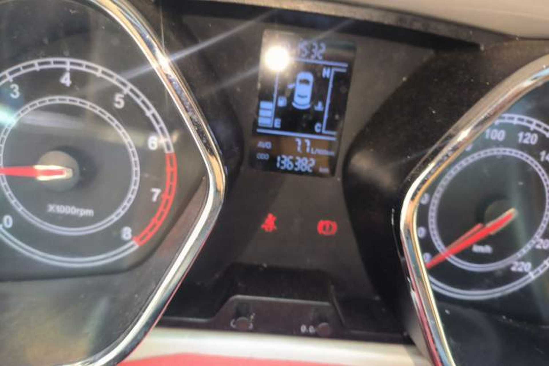 Used JAC Group Refine S2 2015 1.5L Manual Luxury Model Odometer Close Up