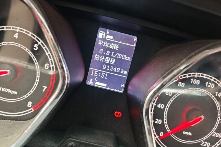 Used JAC Group Refine S2 2015 1.5L Manual Luxury Smart Model Odometer Close Up