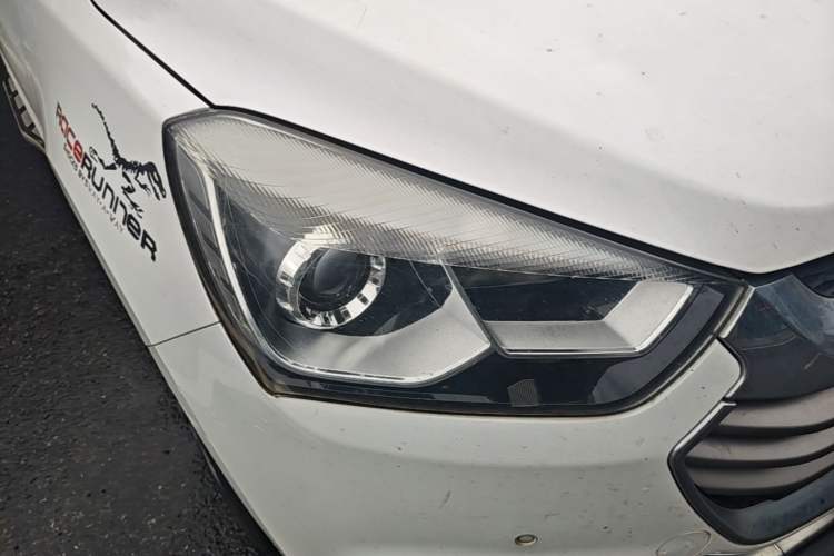 Used JAC Group Refine S2 2015 1.5L Manual Luxury Smart Model Right Front Headlight