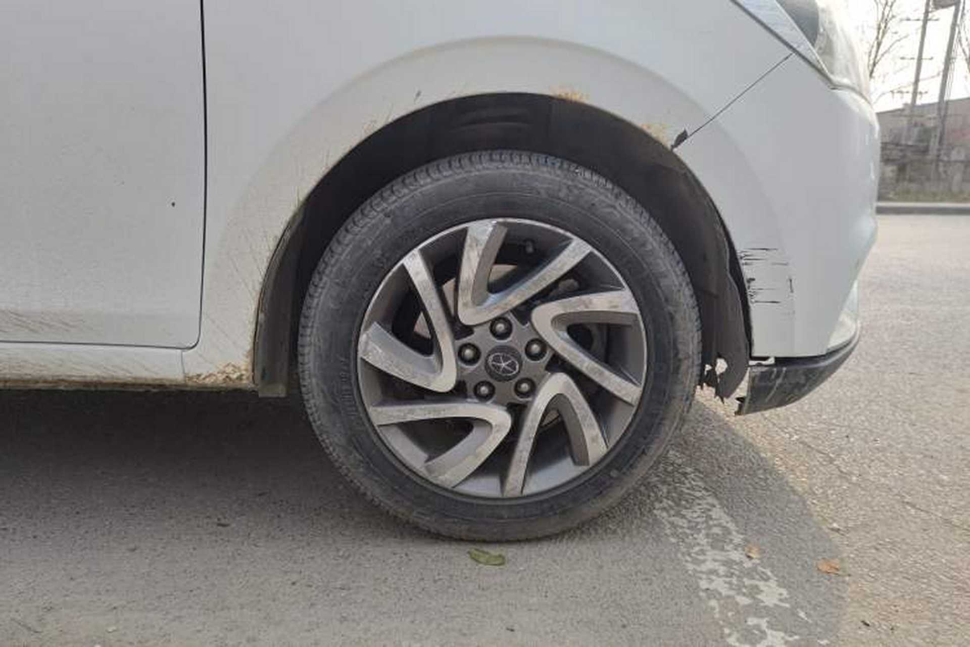 Used JAC Group Refine S2 2015 1.5L Manual Luxury Model Right Front Wheel Hub
