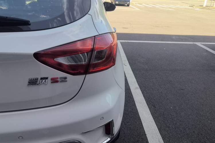 Used JAC Group Refine S2 2015 1.5L CVT Luxury Smart Version Right Rear Taillight