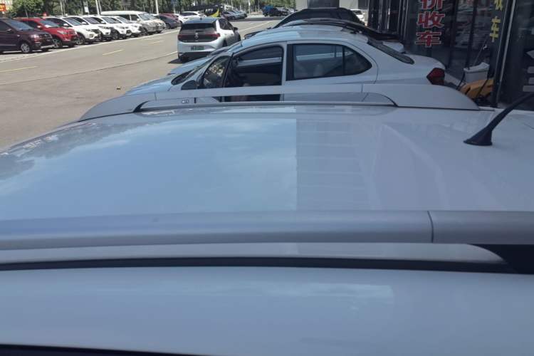 Used JAC Group Refine S2 2015 1.5L CVT Luxury Smart Version Roof