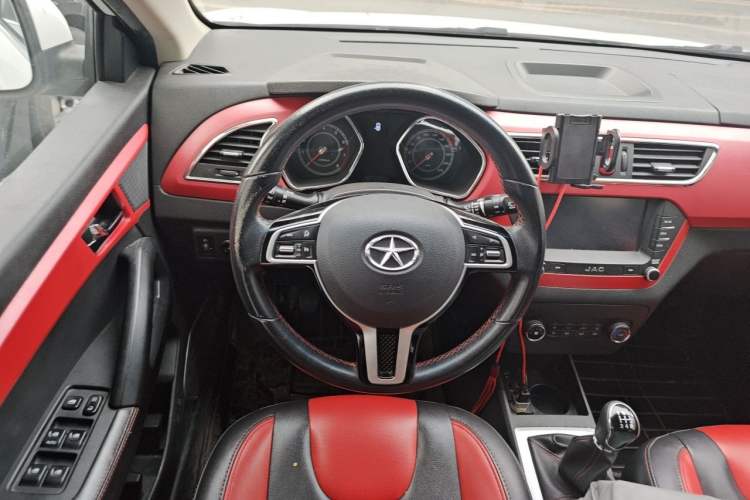 Used JAC Group Refine S2 2015 1.5L Manual Luxury Smart Model Steering Wheel