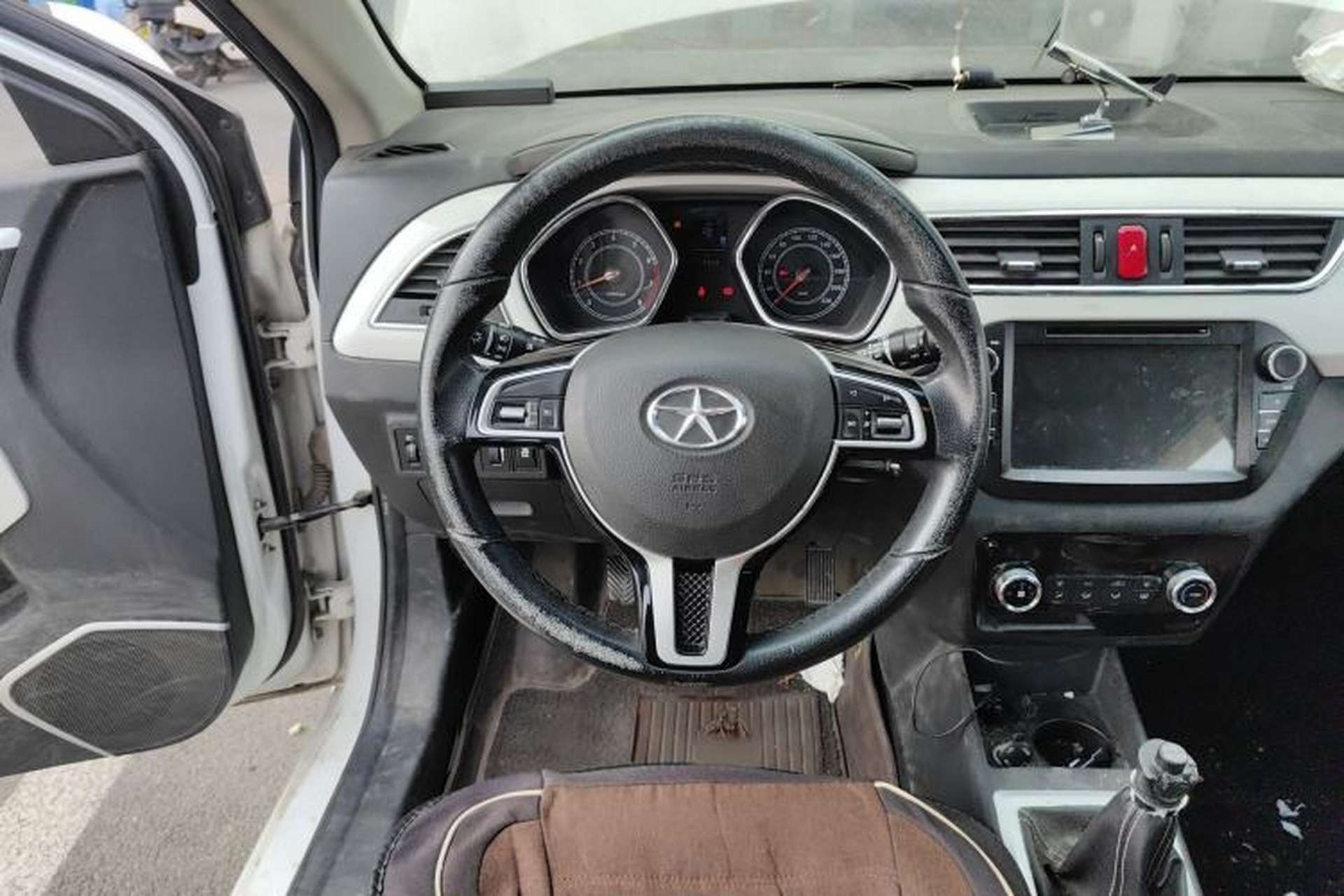 Used JAC Group Refine S2 2015 1.5L Manual Luxury Model Steering Wheel
