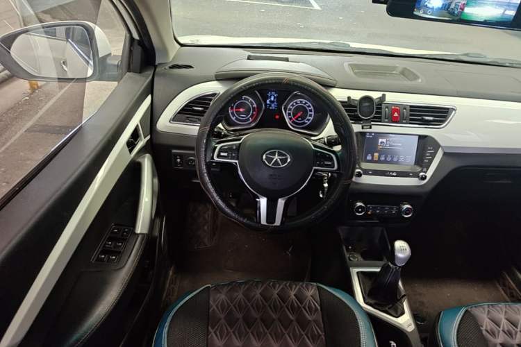 Used JAC Group Refine S2 2015 1.5L Manual Luxury Smart Model Steering Wheel