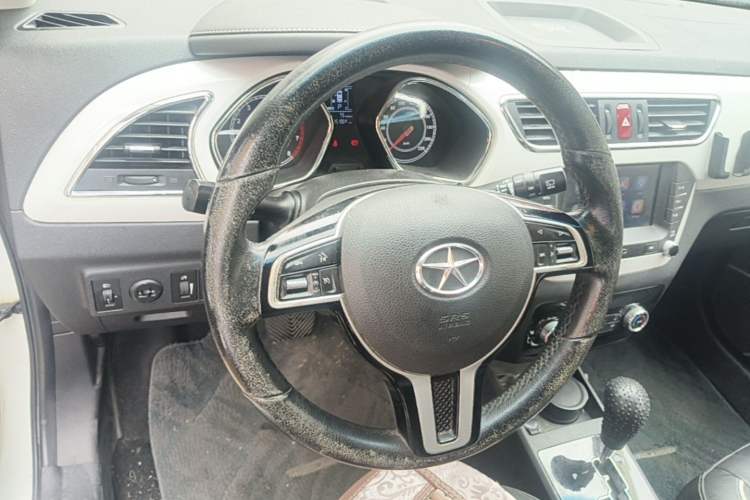 Used JAC Group Refine S2 2015 1.5L CVT Luxury Smart Version Steering Wheel