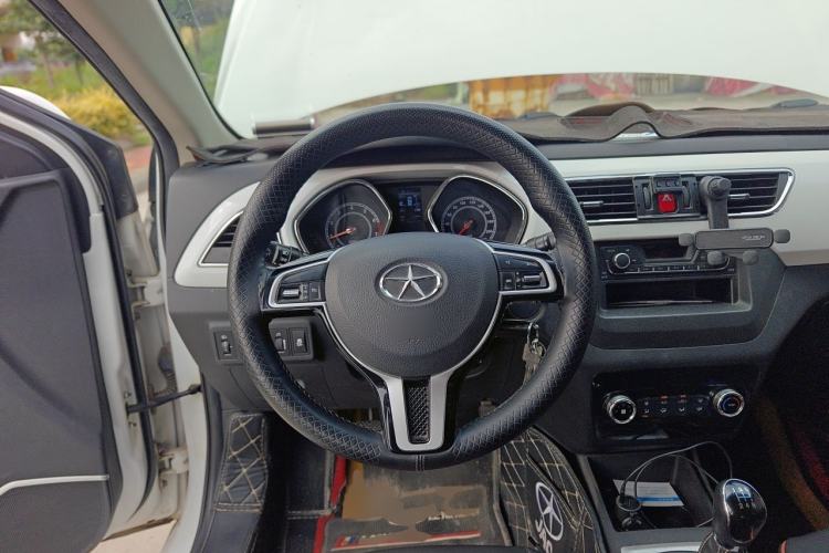 Used JAC Group Refine S2 2015 1.5L Manual Luxury Model Steering Wheel