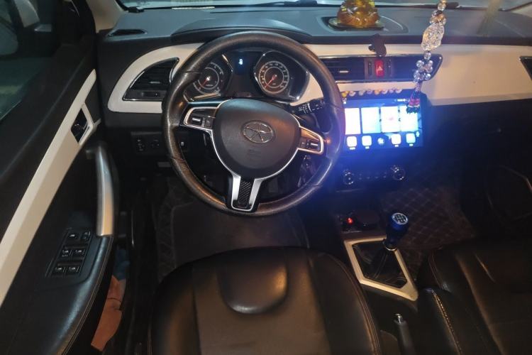 Used JAC Group Refine S2 2015 1.5L Manual Luxury Smart Model Steering Wheel