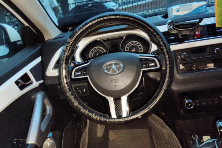 Used JAC Group Refine S2 2015 1.5L Manual Luxury Model Steering Wheel