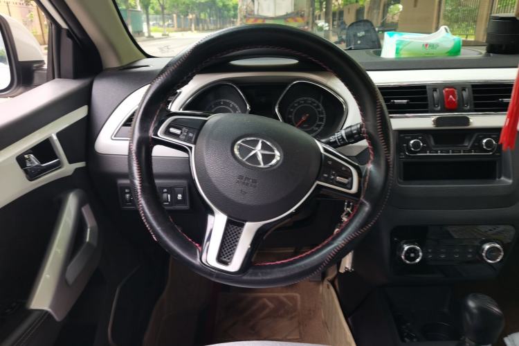 Used JAC Group Refine S2 2015 1.5L Manual Luxury Model Steering Wheel