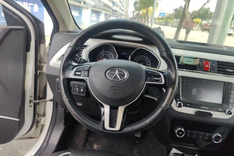 Used JAC Group Refine S2 2015 1.5L Manual Luxury Smart Model Steering Wheel