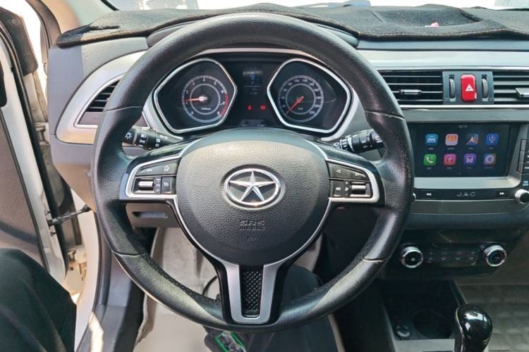 Used JAC Group Refine S2 2015 1.5L CVT Luxury Smart Version Steering Wheel