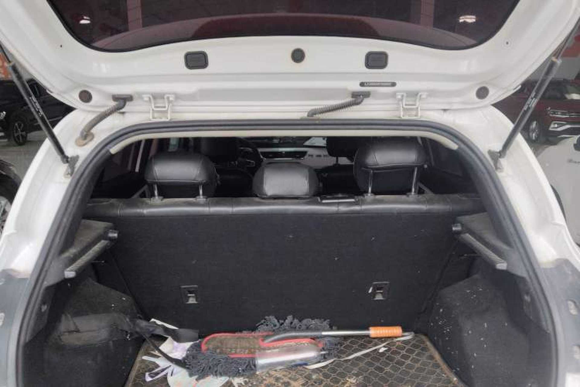 Used JAC Group Refine S2 2015 1.5L Manual Luxury Smart Model Trunk