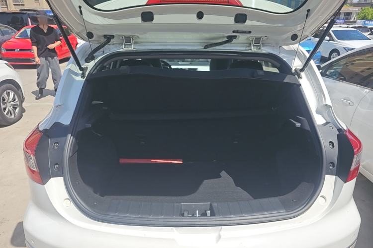 Used JAC Group Refine S2 2015 1.5L Manual Luxury Model Trunk