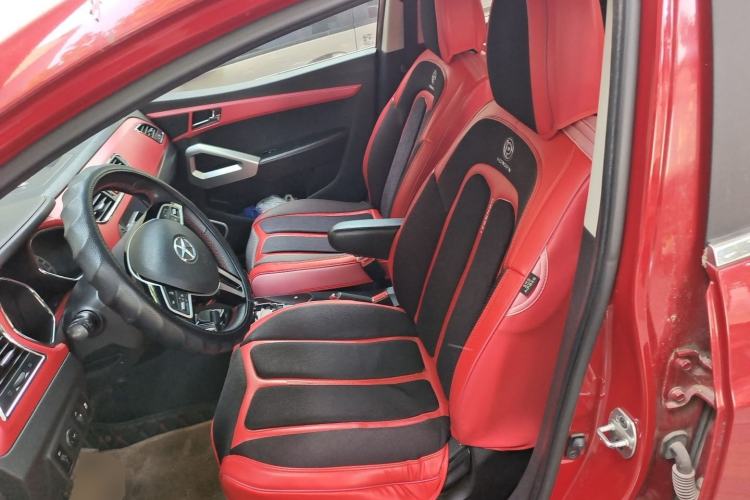 Used JAC Group Refine S2 2016 1.5L CVT Luxury Smart Version Two-Tone Edition Left Front Seat