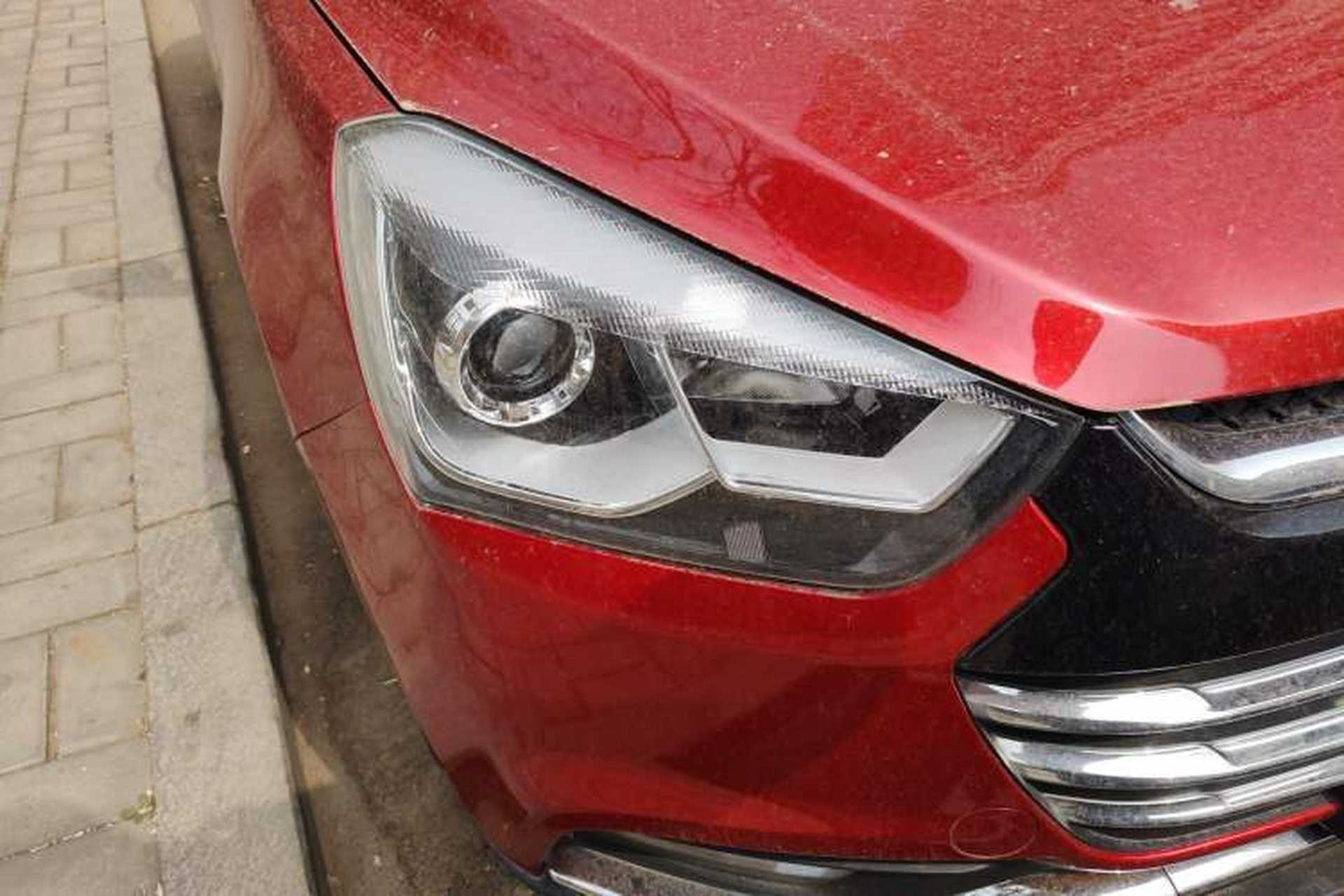Used JAC Group Refine S2 2016 1.5L CVT Luxury Model Two-Tone Version Right Front Headlight