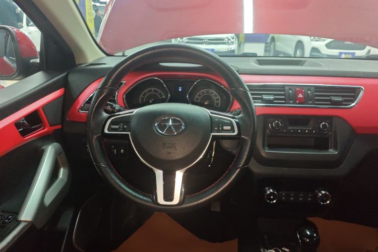 Used JAC Group Refine S2 2016 1.5L CVT Luxury Model Two-Tone Version Steering Wheel