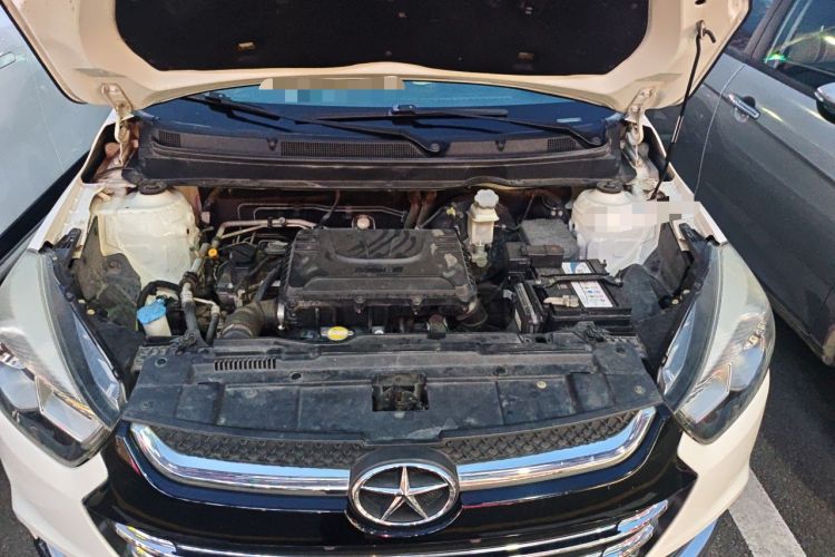 Used JAC Group Refine S2 2016 1.5L CVT Luxury Model Two-Tone Version Engine Bay
