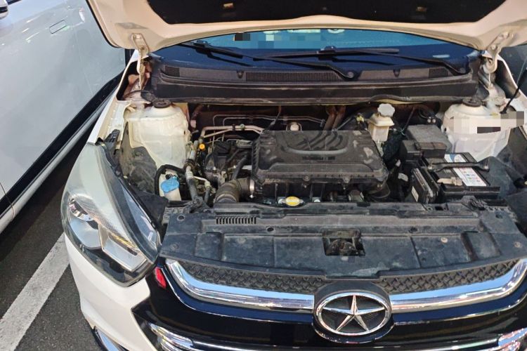 Used JAC Group Refine S2 2016 1.5L CVT Luxury Model Two-Tone Version Engine Bay Right