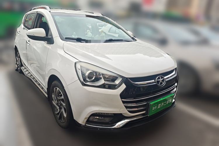 Used JAC Group Refine S2 2016 1.5L CVT Luxury Model Two-Tone Version Front Right 45 Deg