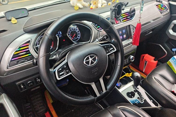 Used JAC Group Refine S2 2016 1.5L CVT Luxury Model Two-Tone Version Steering Wheel